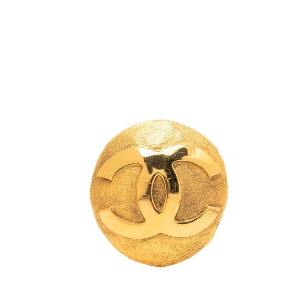 Chanel CC Logo Round Gold Plated Brooch